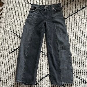 Levi baggy dad. Size 26. Two toned black/grey